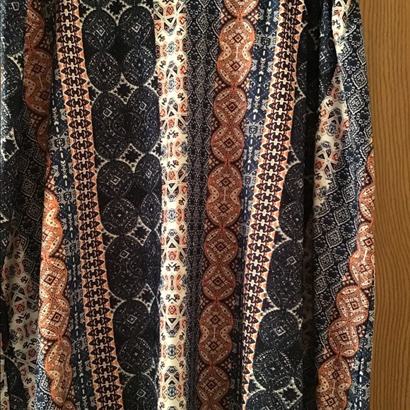 Blue, white and coral CJBanks maxi skirt 1x - Picture 2 of 3